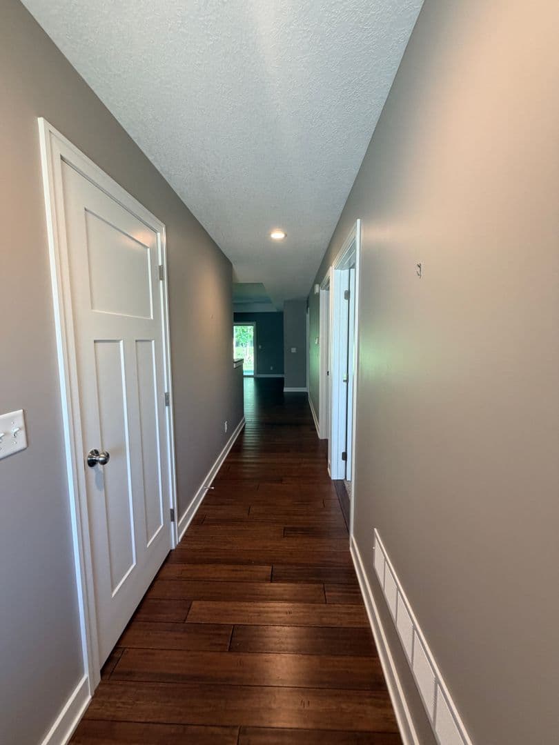 Moline House: 1420 51st Street Drive