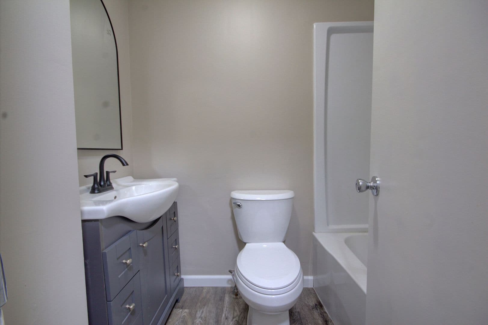 Orion House: 53 Sunny Hill Dr