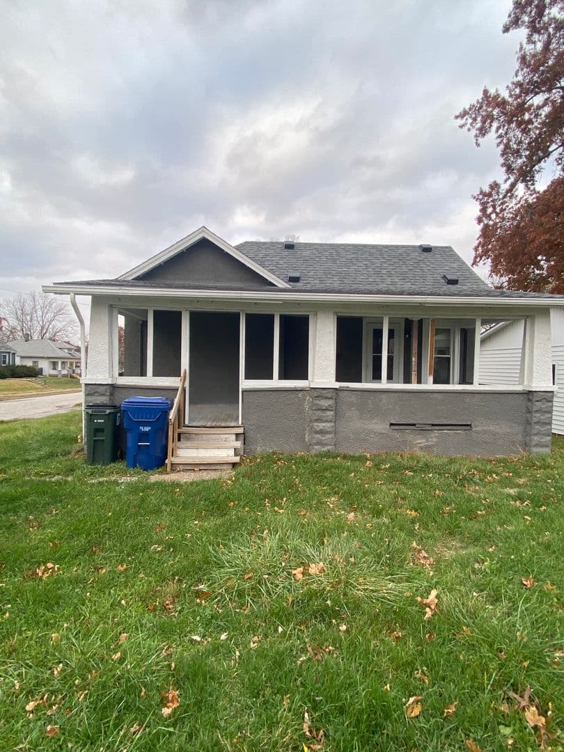 Davenport House: 2715 Carey Avenue