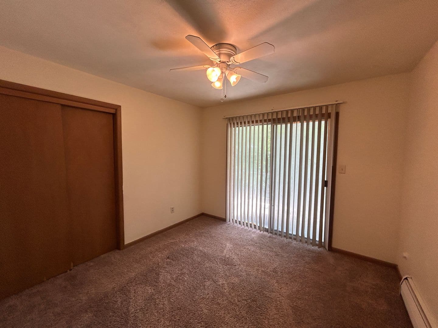 Moline Apartment: 3532 60th Street