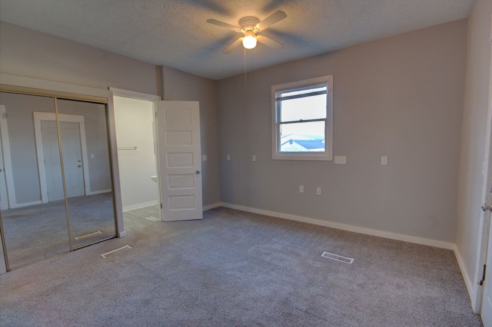 Davenport House: 2230 Redwood Ave.