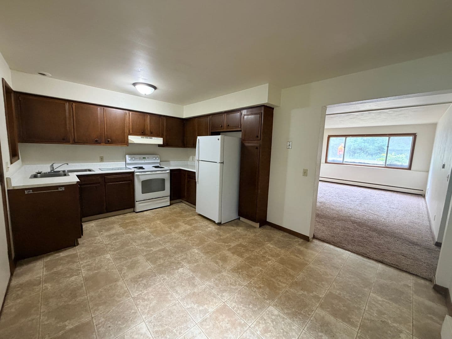Moline Apartment: 4503 12th Ave