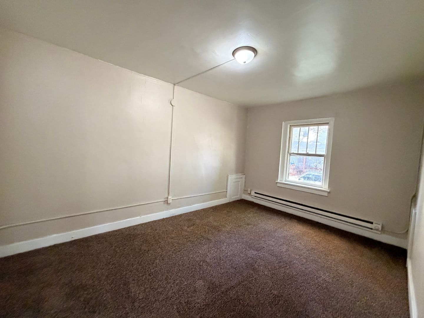 Rock Island Apartment: 2930 5th Ave