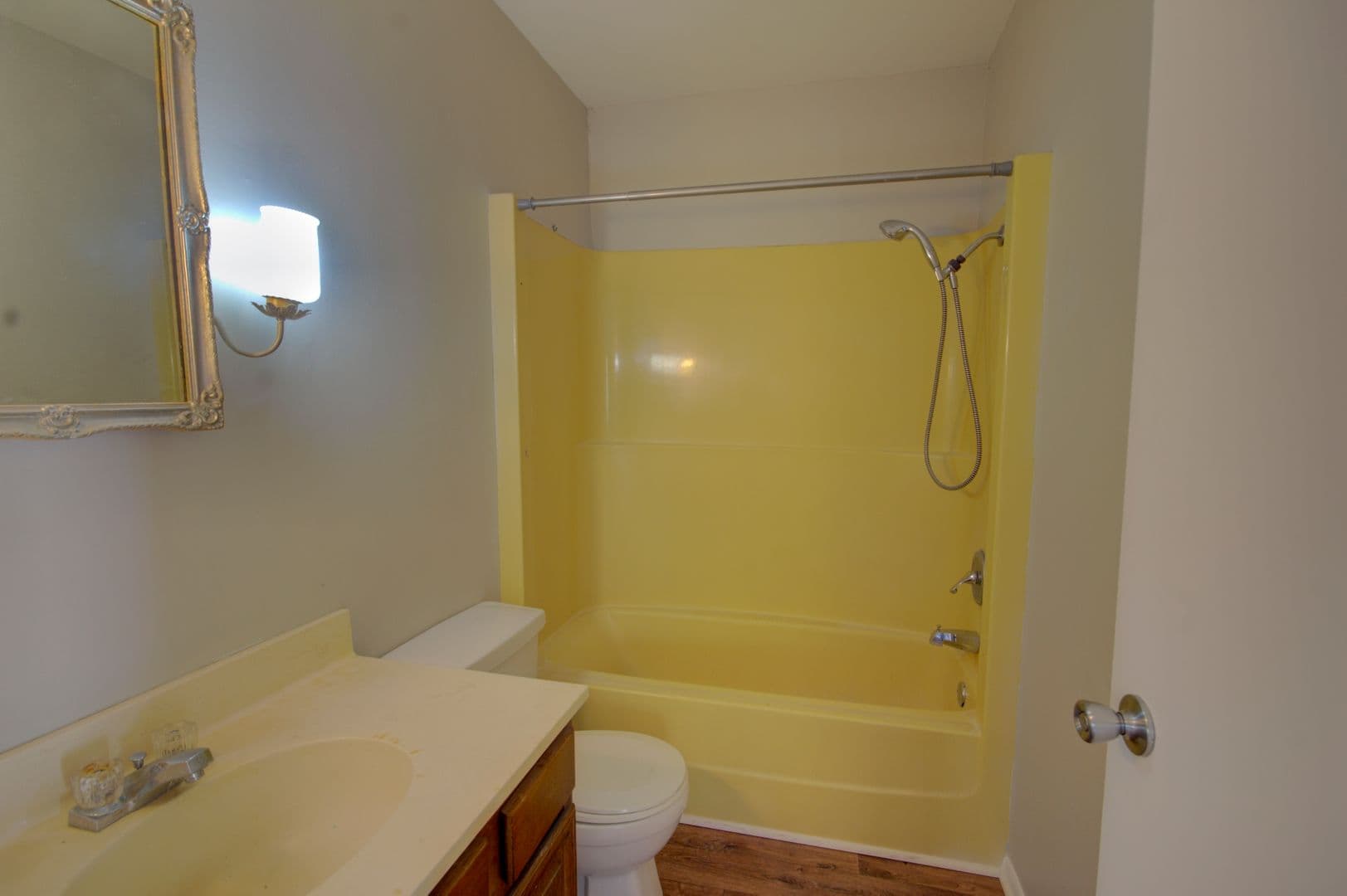 Hillsdale Apartment: 306 Larson Ct