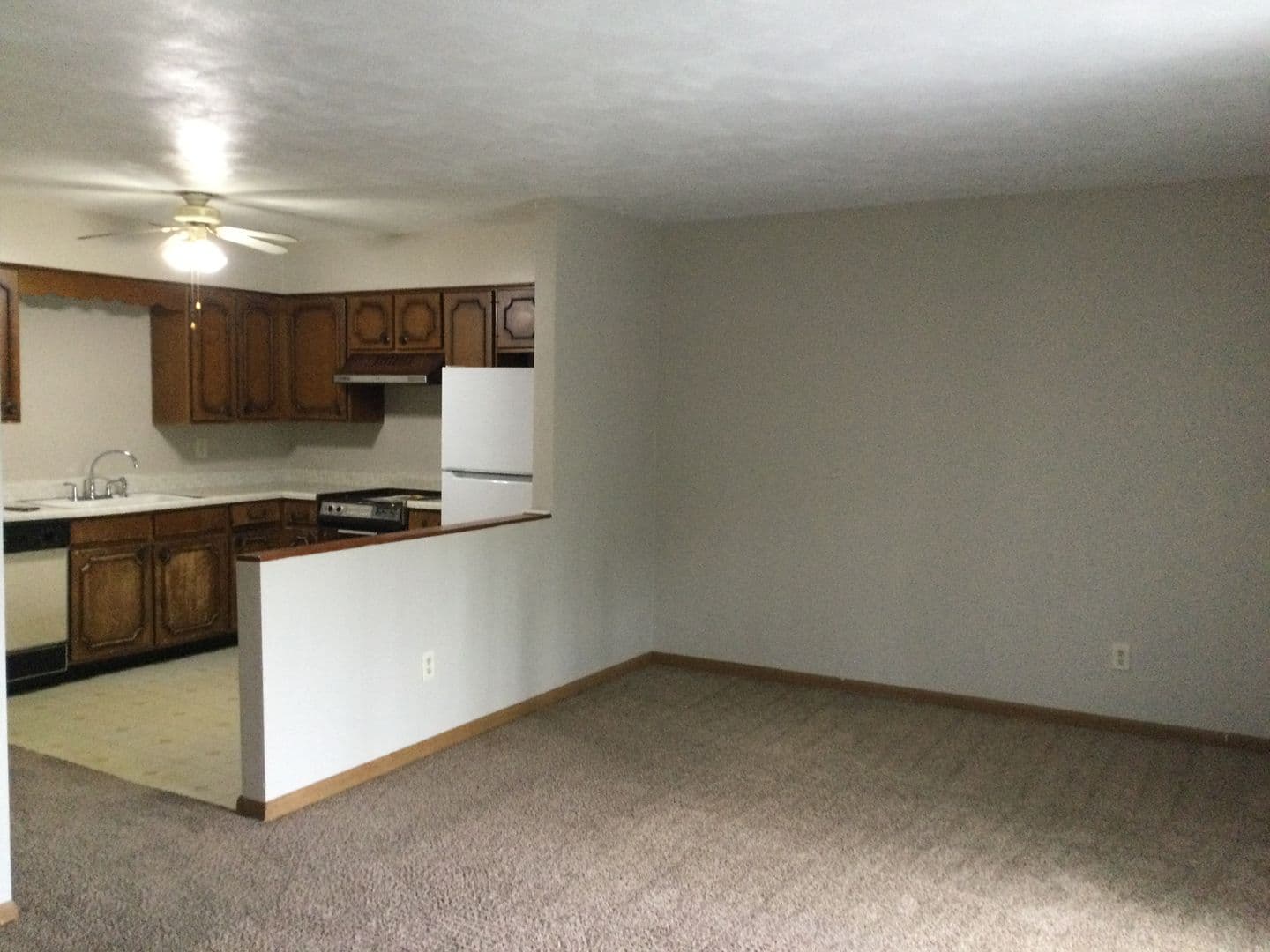 Moline Apartment: 3532 60th Street