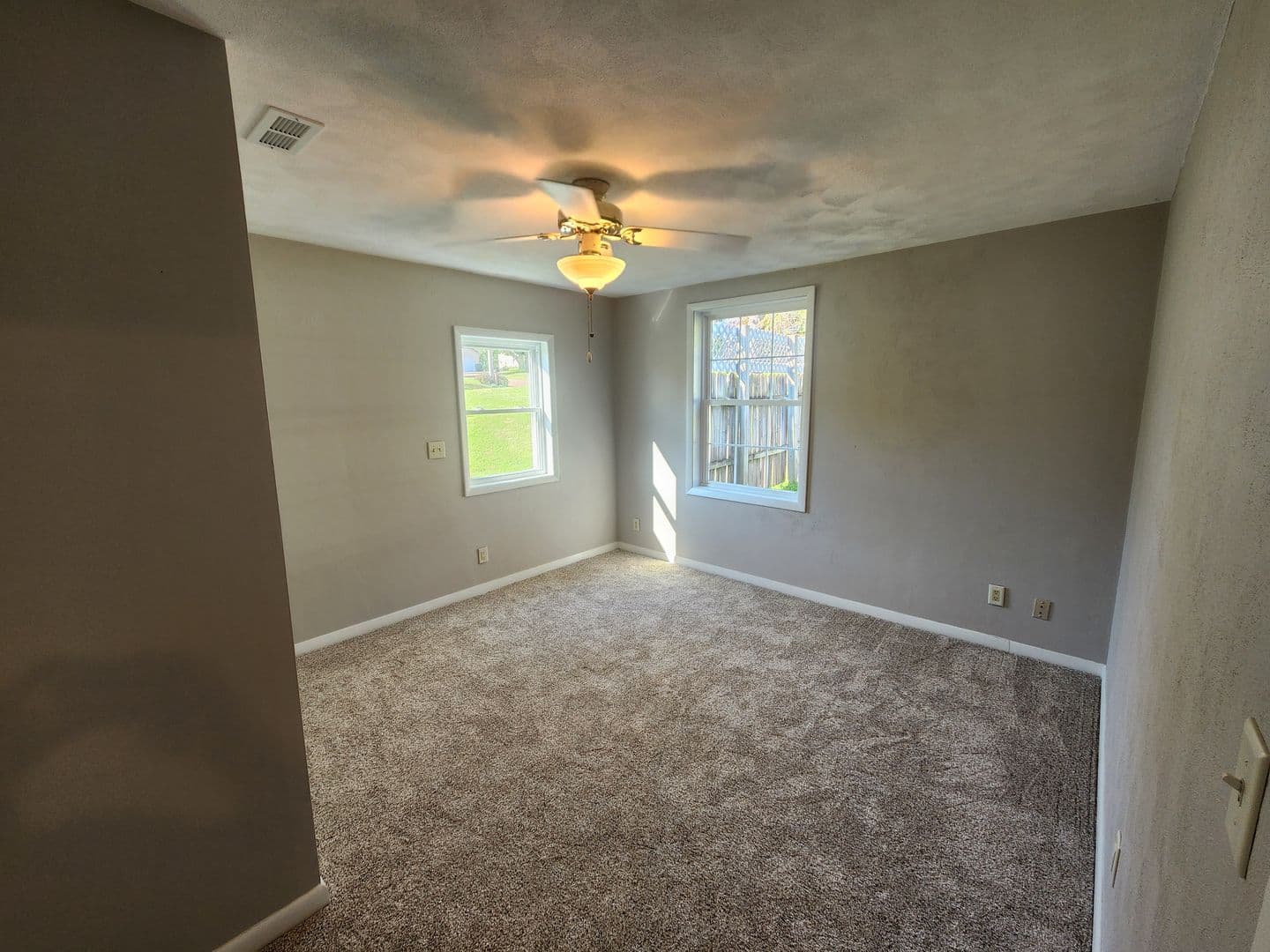 Davenport House: 108 E 37th St