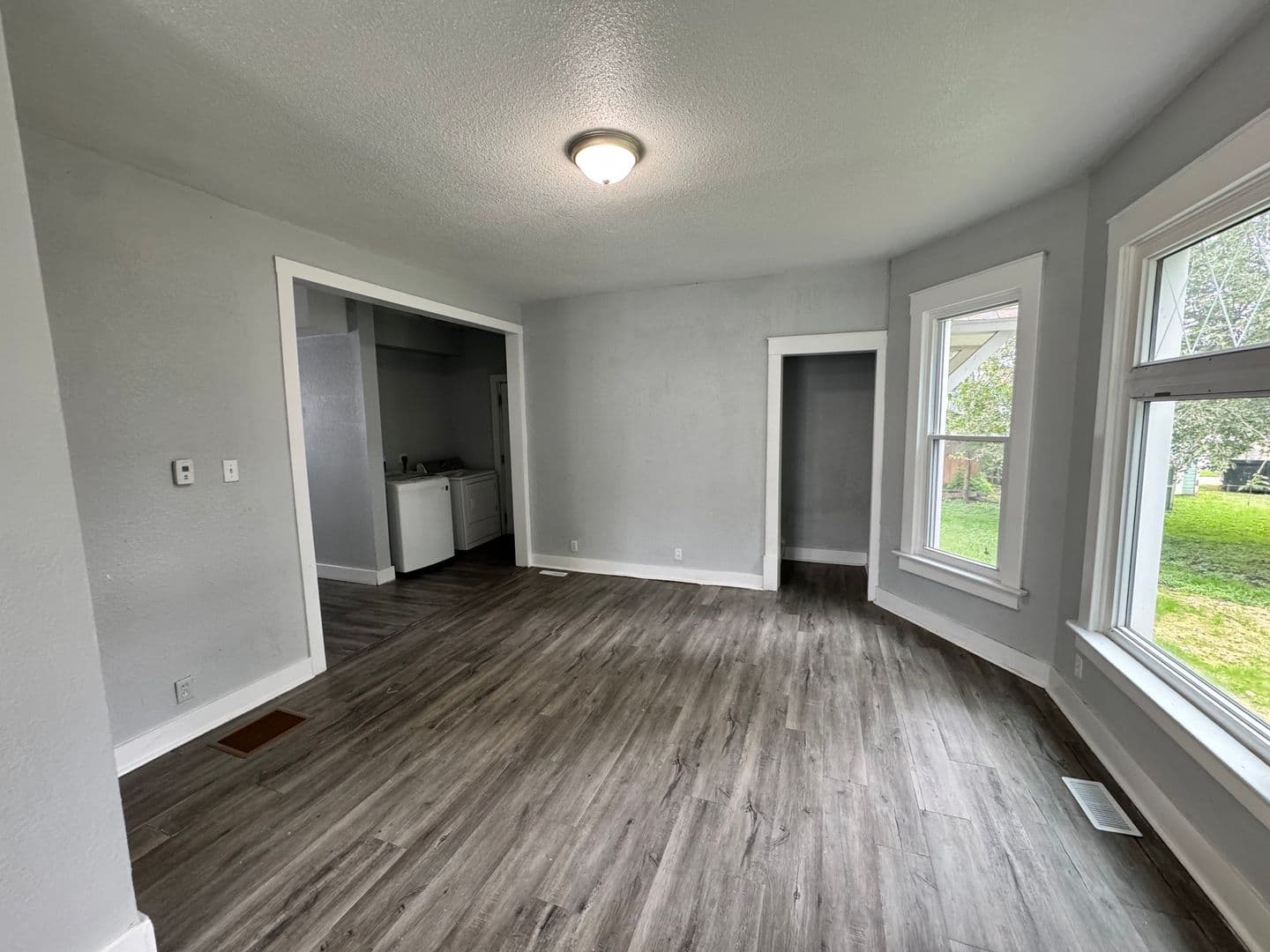 Rock Island House: 4515 8th Ave