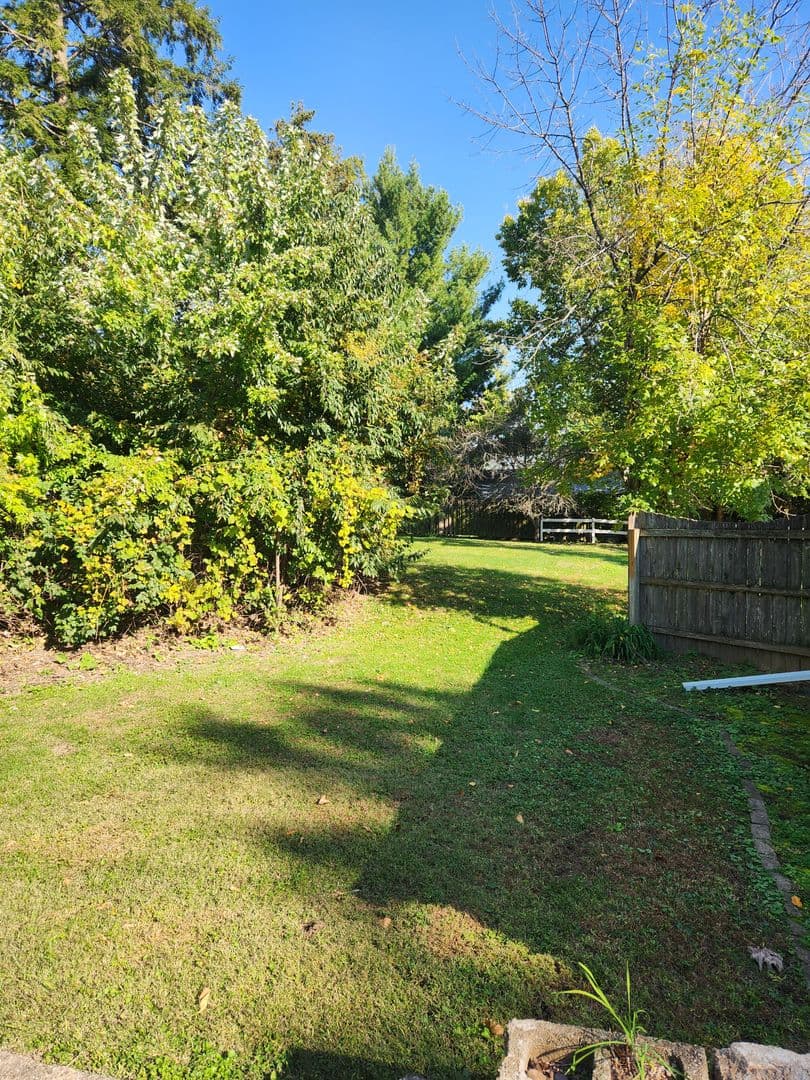 Davenport House: 108 E 37th St