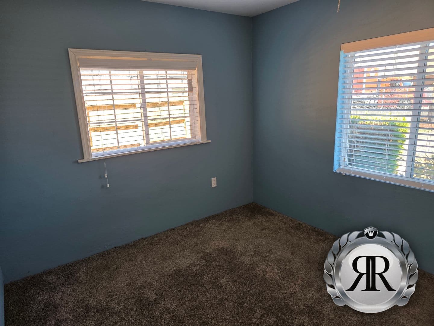 Yakima House: 1510 N Hathaway St