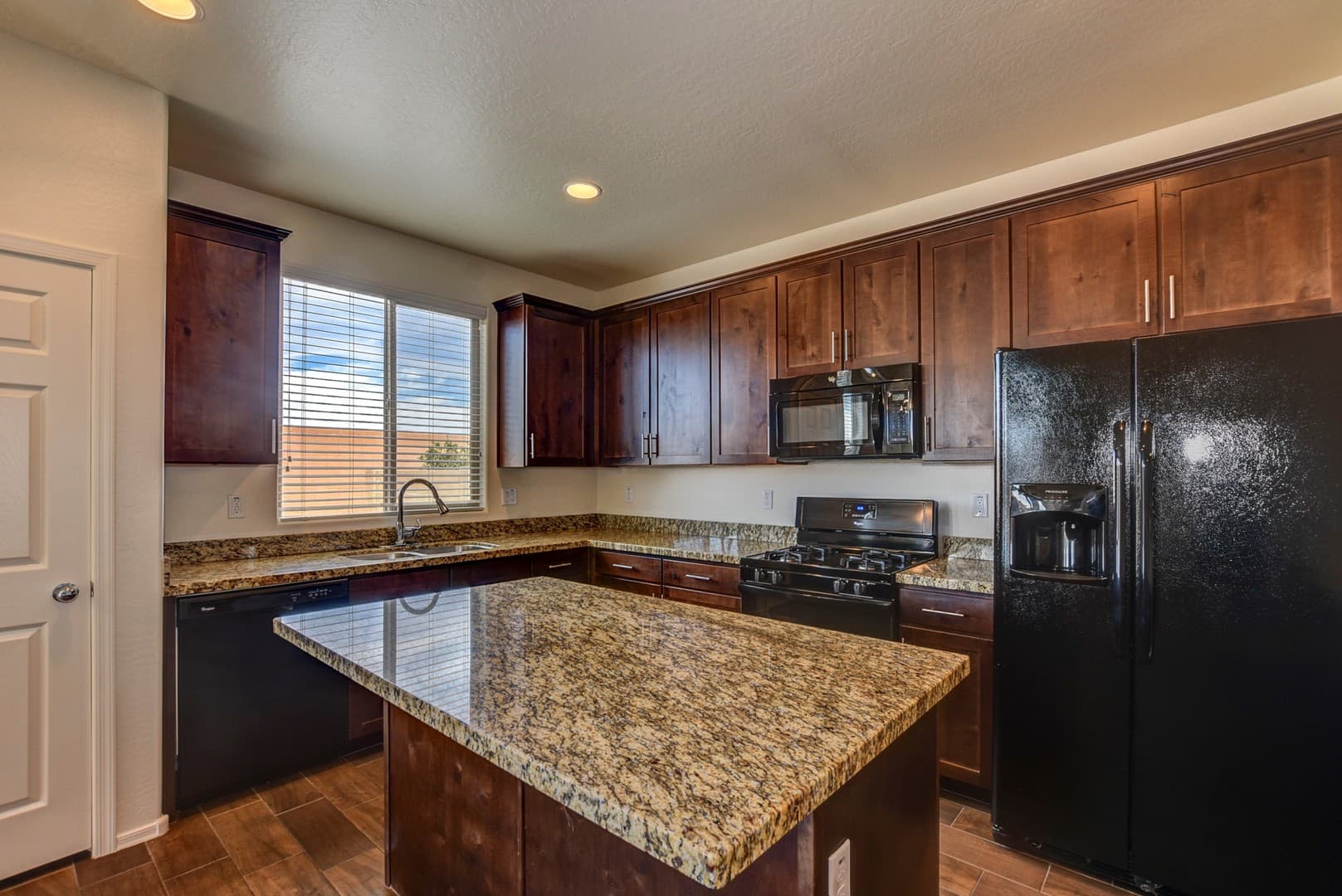 Prescott Valley House: 8008 Music Mountain Lane