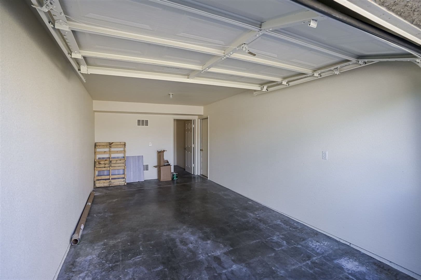 Prescott Valley Apartment: 4825 N. Robert Rd