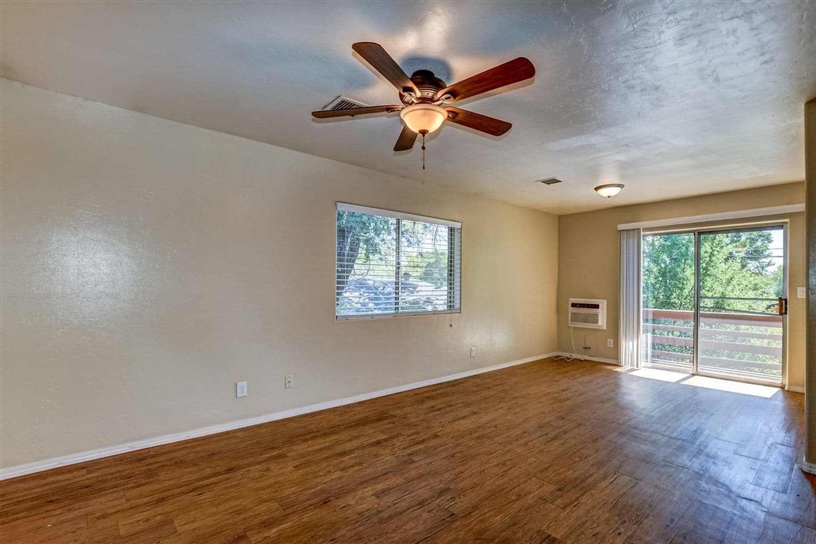 Prescott Apartment: 817 Ruth St.