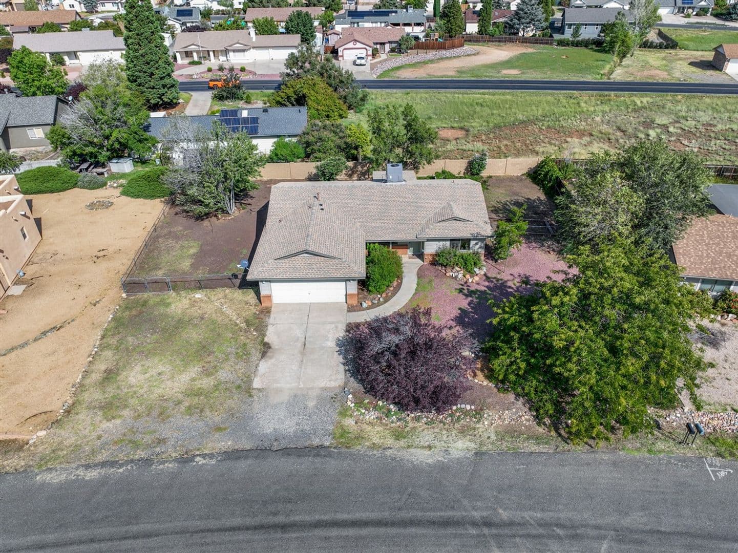 Prescott Valley House: 7930 E Larkspur Lane