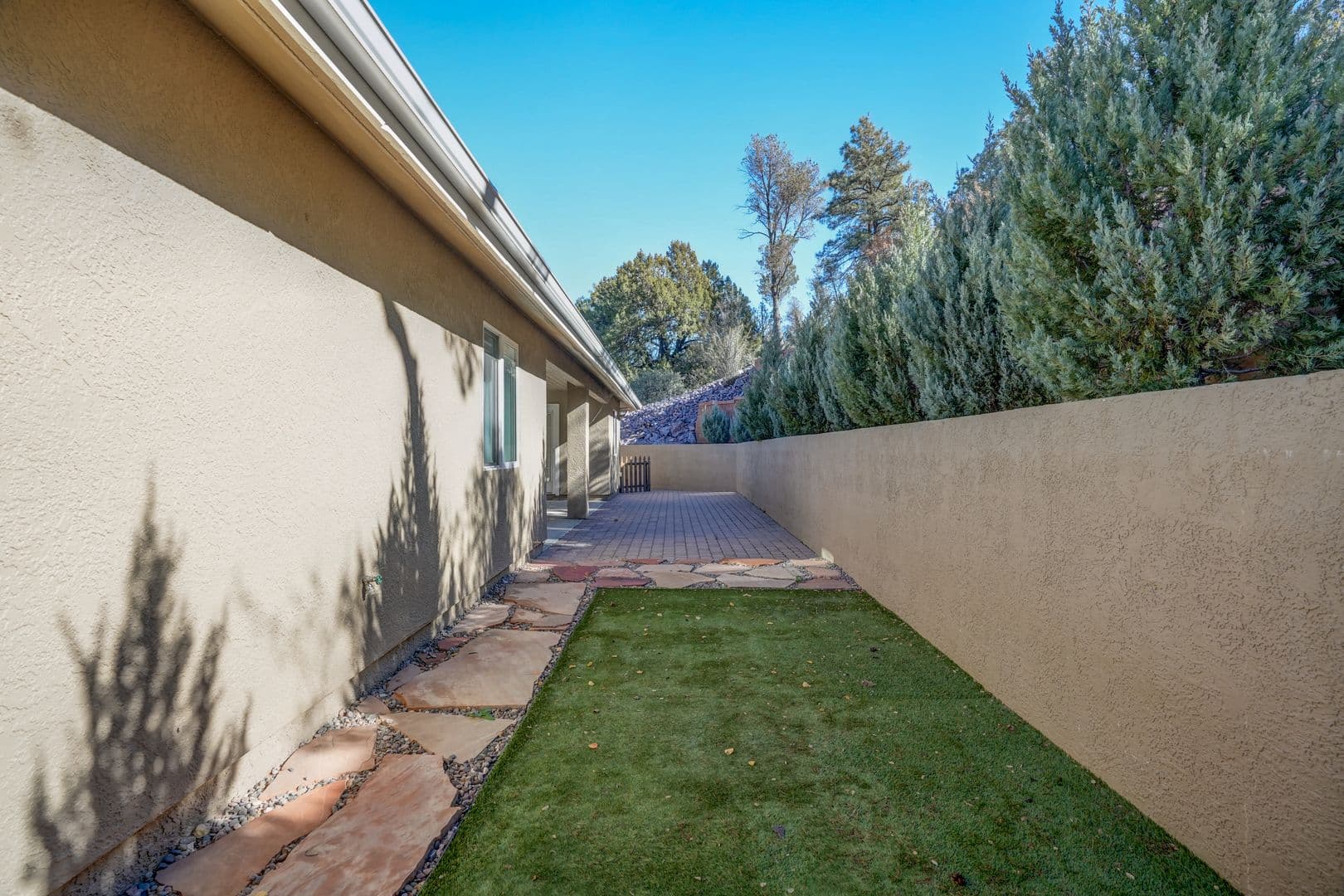 Prescott House: 2635 N Tolemac Way