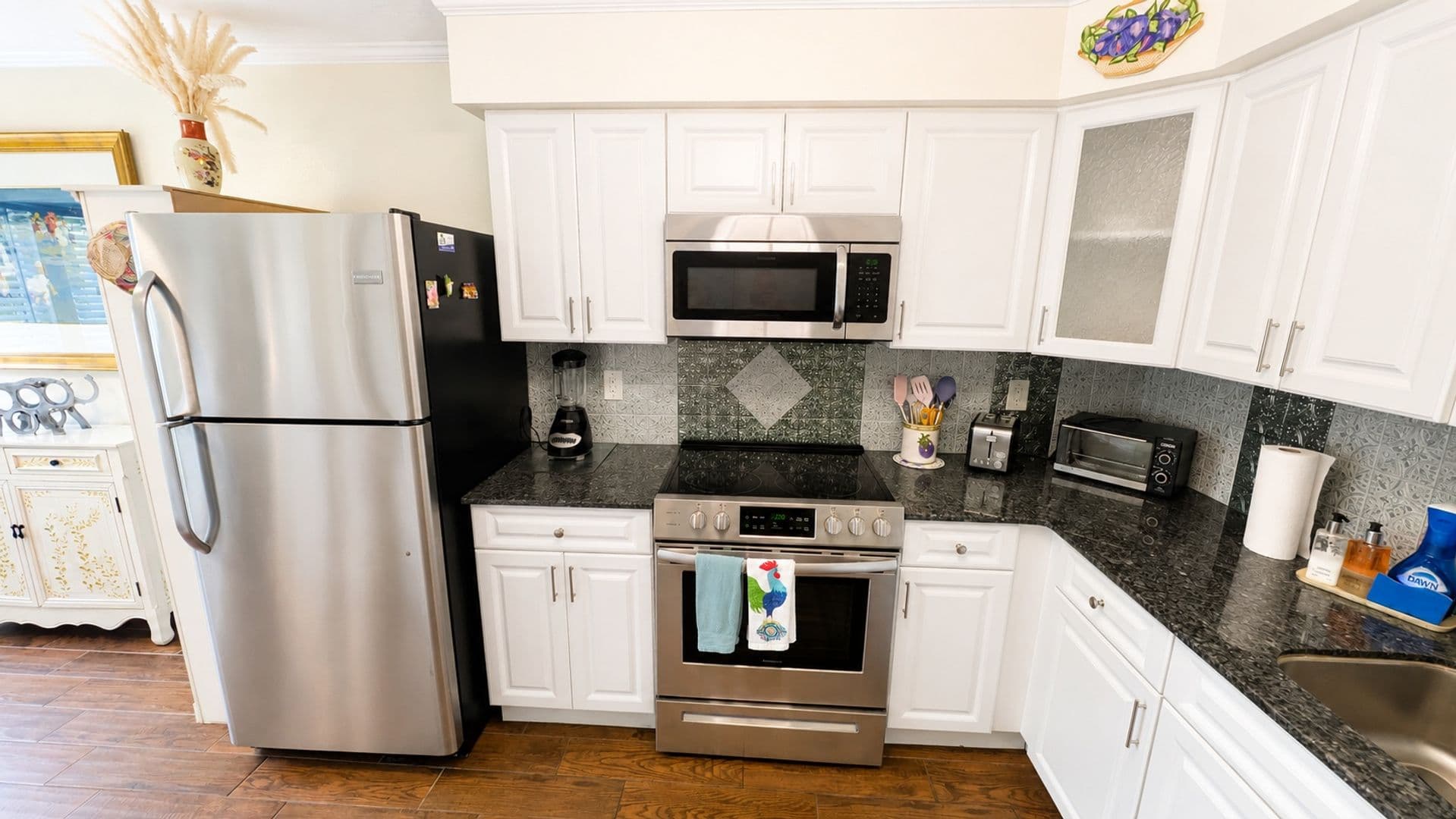Sarasota House: 3413 Clark Rd. #114