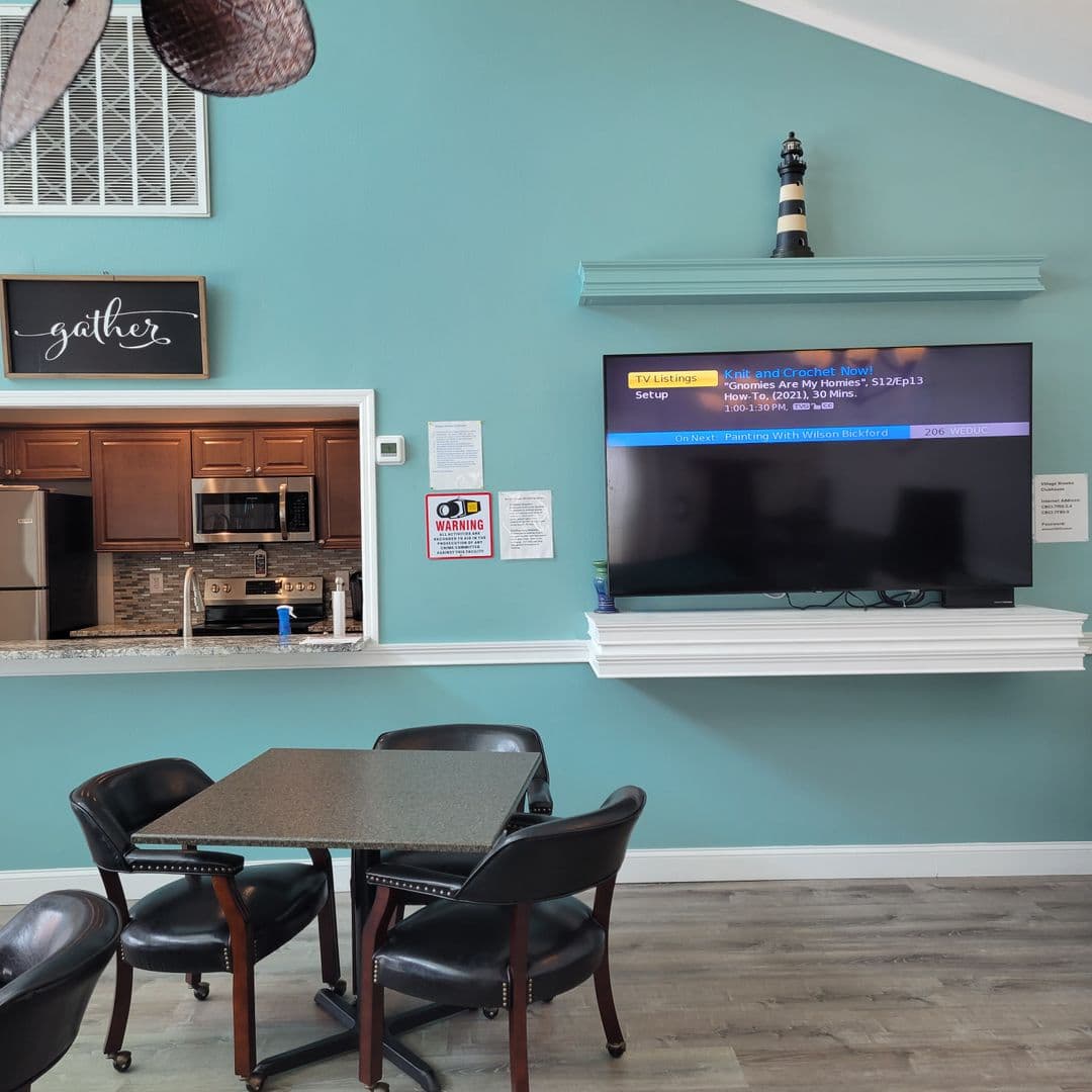 Sarasota House: 3275 Beneva Rd #104