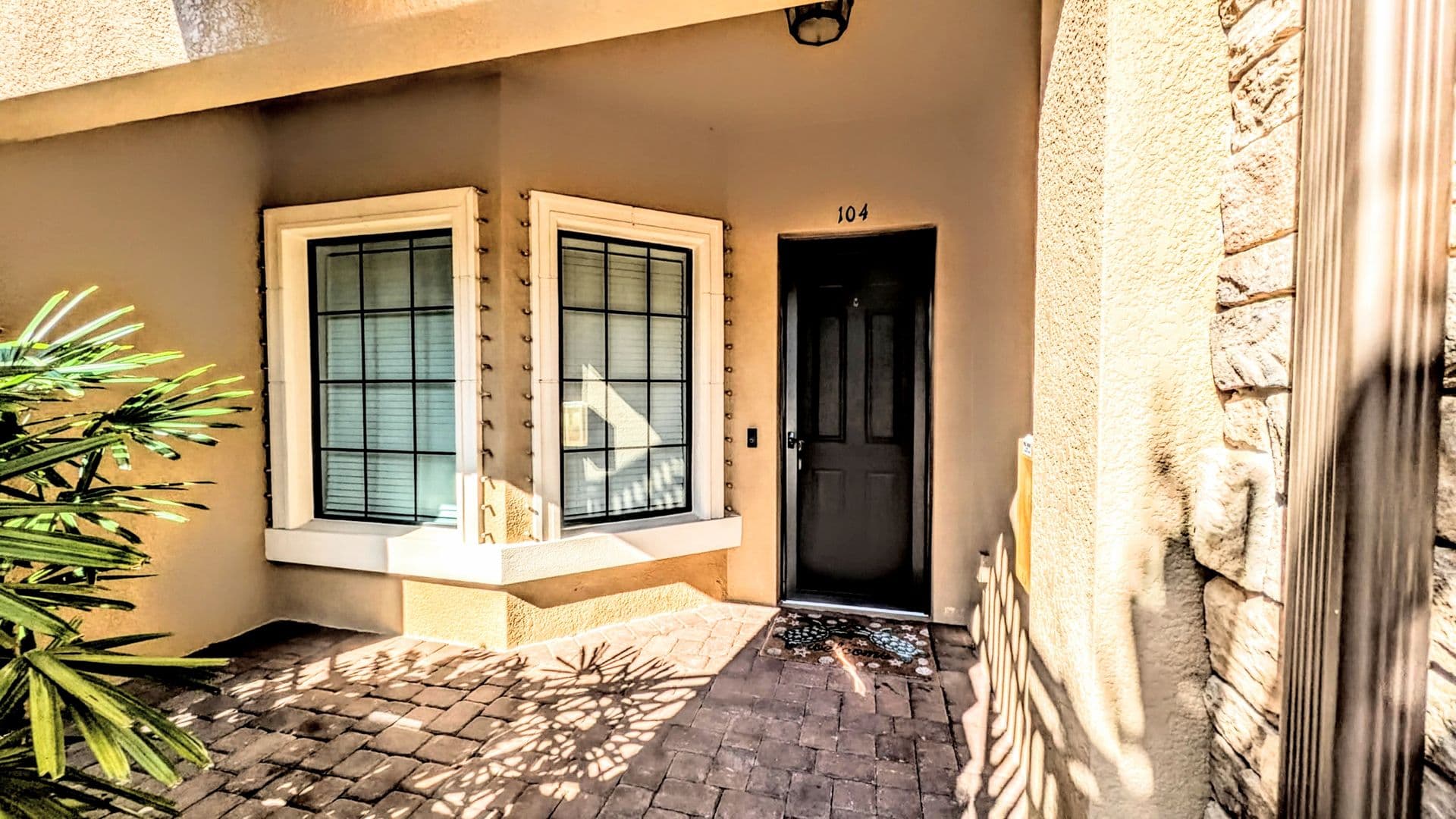 Bradenton House: 13605 Messina Loop #104