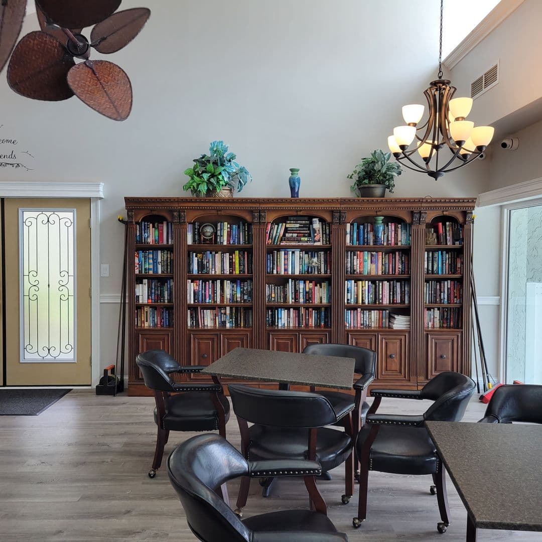 Sarasota House: 3275 Beneva Rd #104