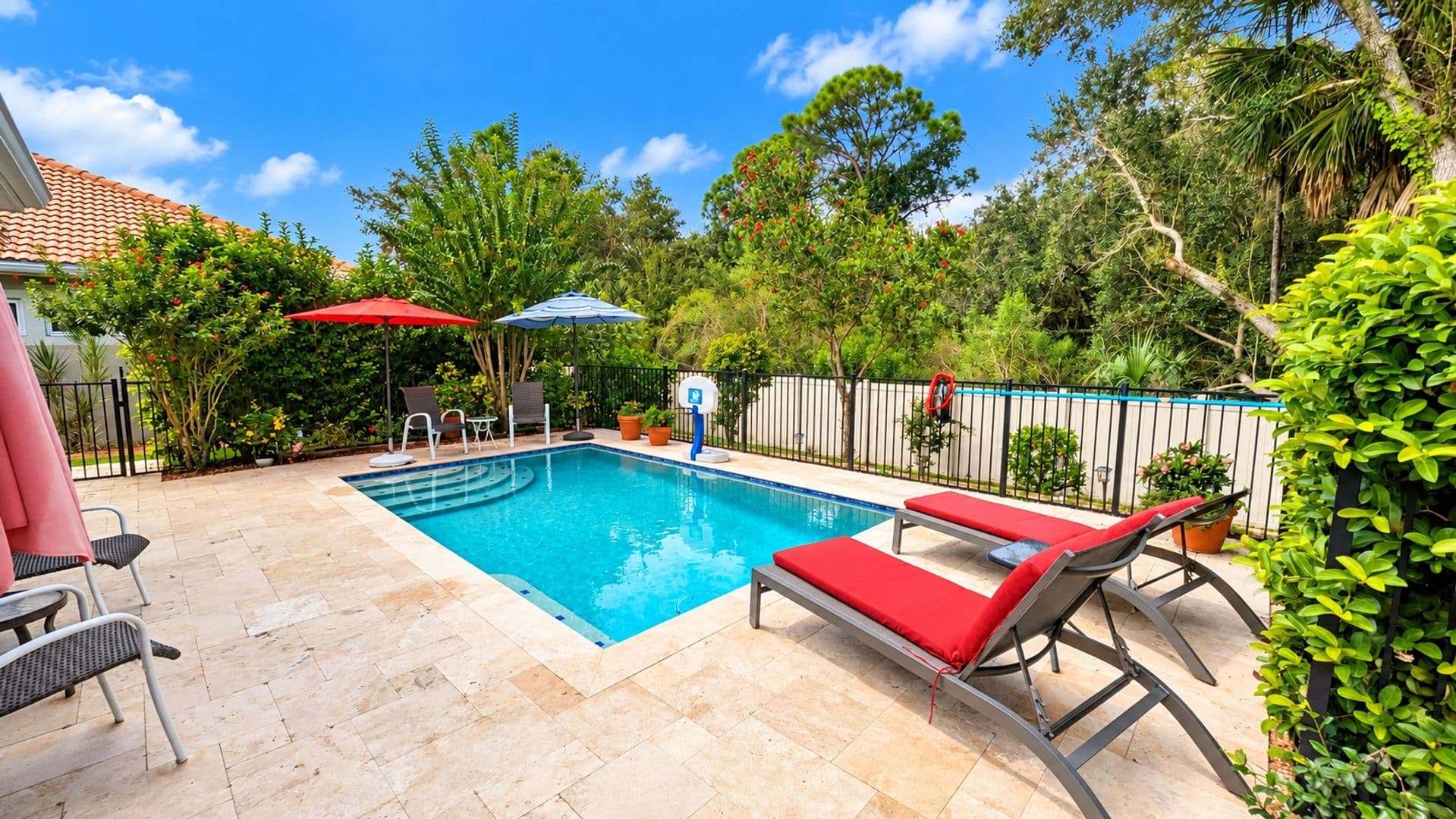 Venice House: 11455 Blackfin St.