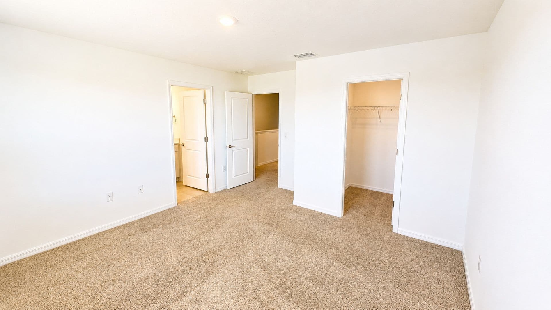 Nokomis House: 5686 Archipelago St.
