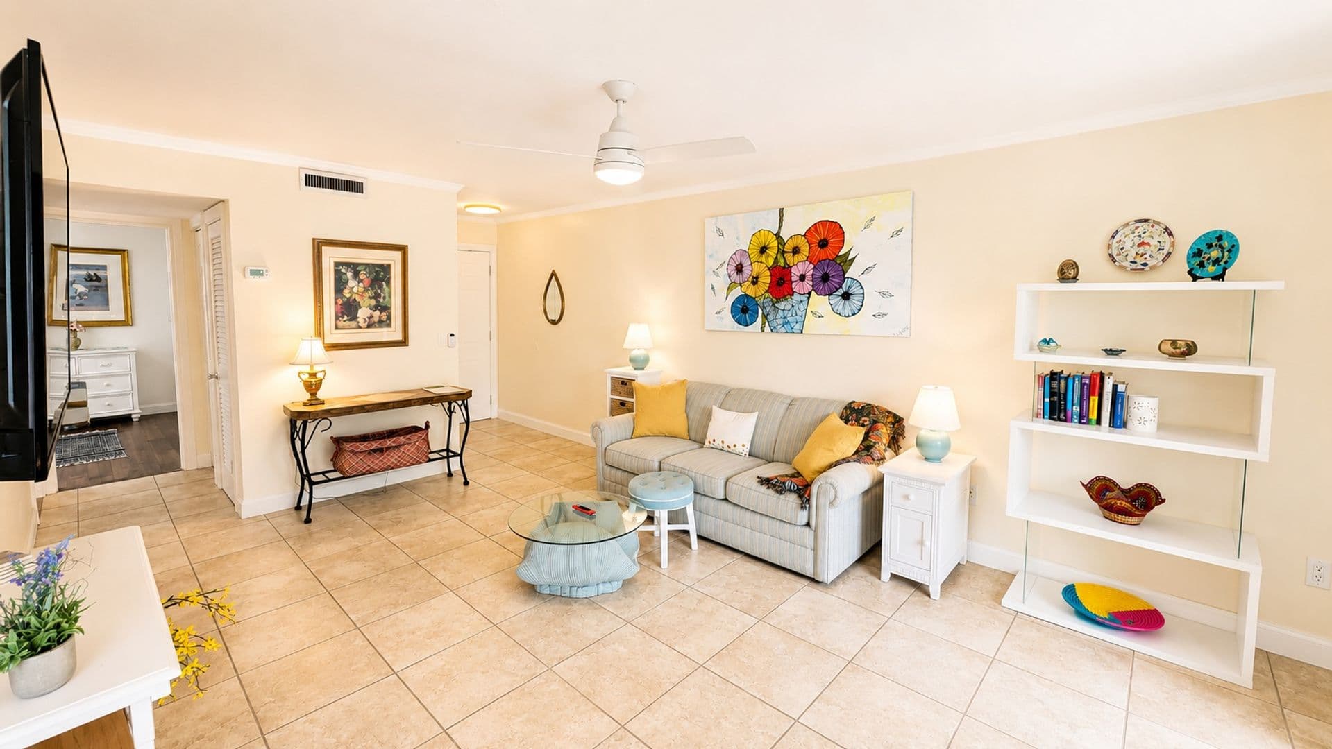 Sarasota House: 3413 Clark Rd. #114