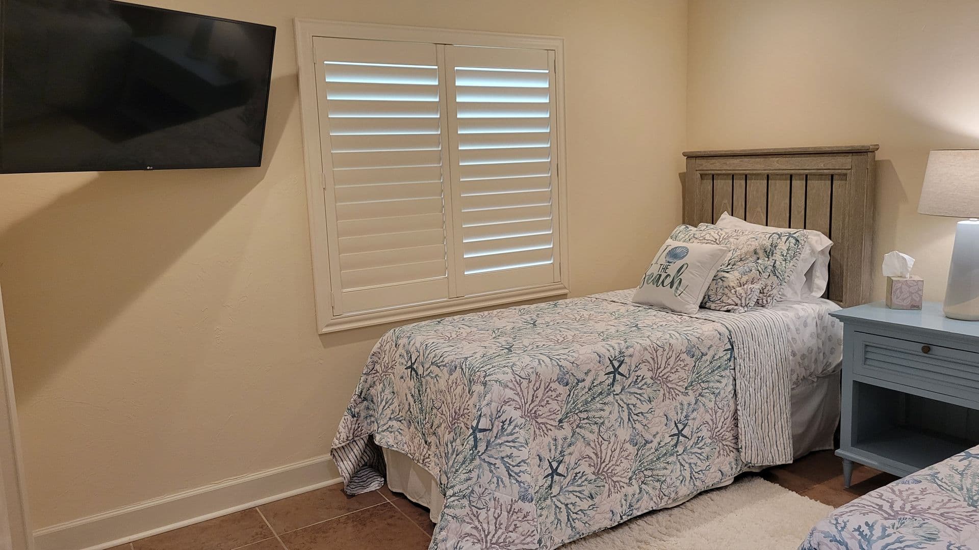 Sarasota House: 3932 Sunshine Ave.