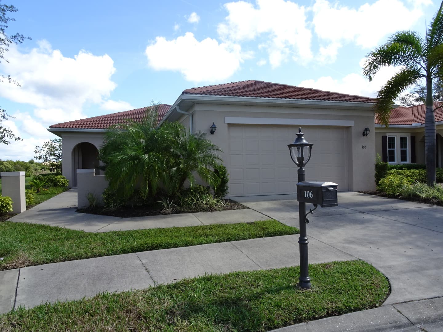 Nokomis House: 106 Lerida Court