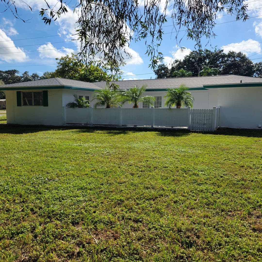 Sarasota House: 3439 McIntosh Rd.