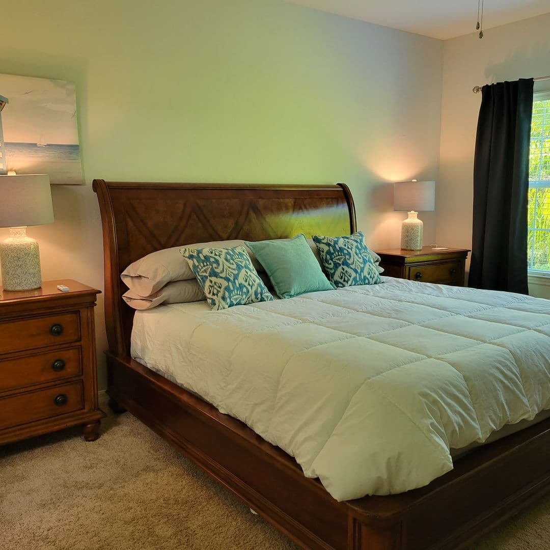Osprey House: 152 Navigation Circle #107