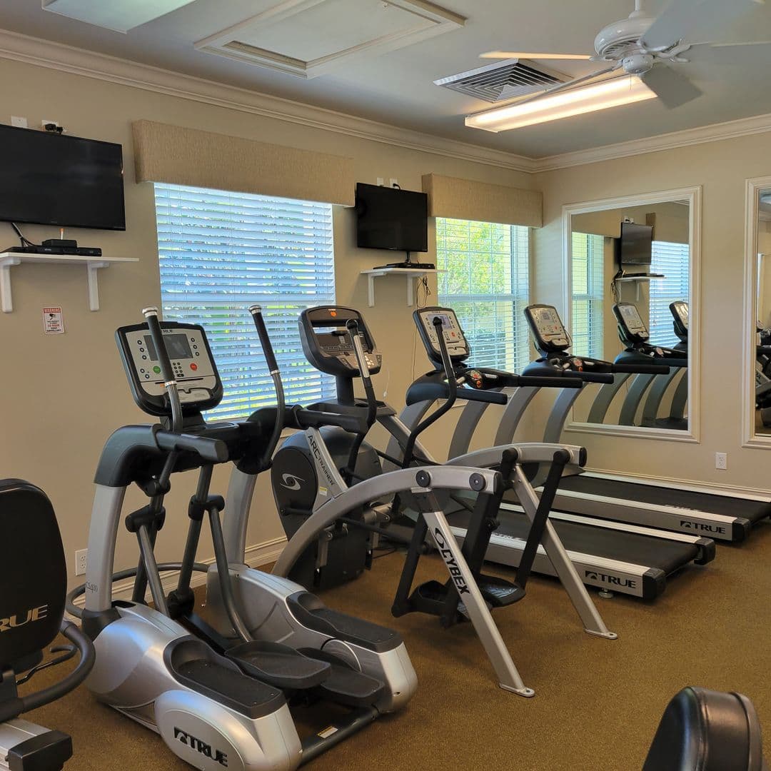 Osprey House: 152 Navigation Circle #107
