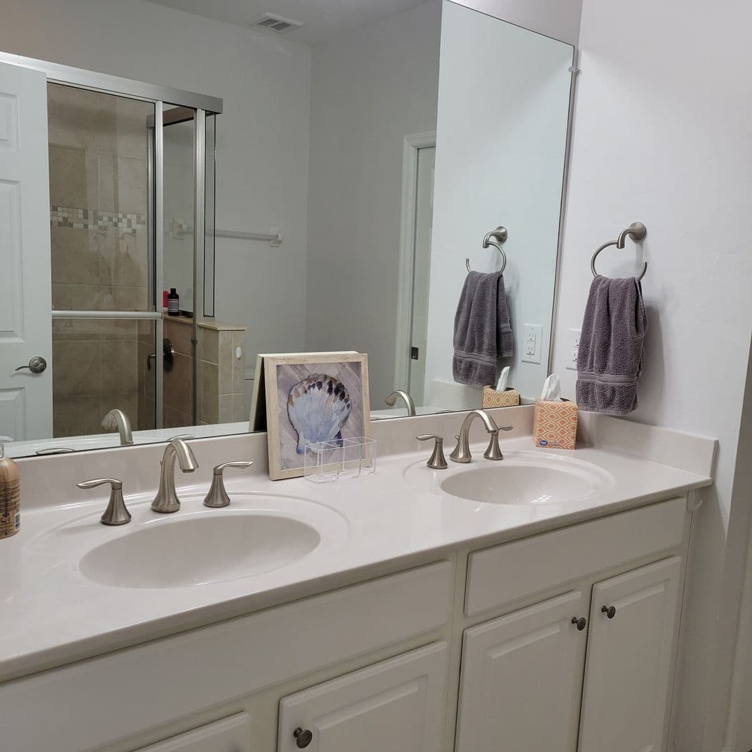 Osprey House: 152 Navigation Circle #107