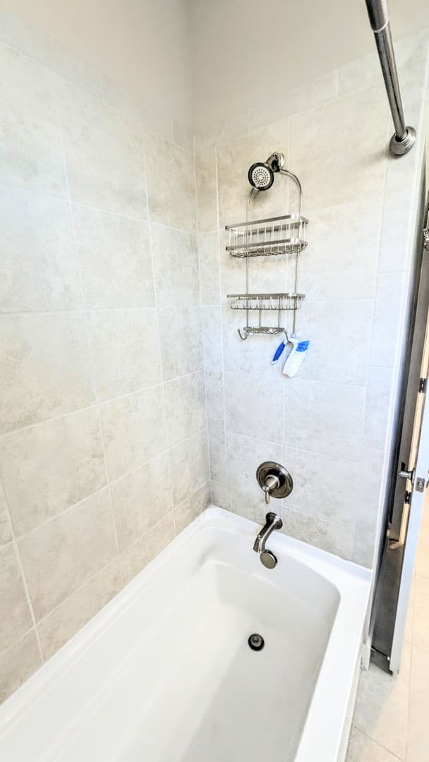 Bradenton House: 13605 Messina Loop #104