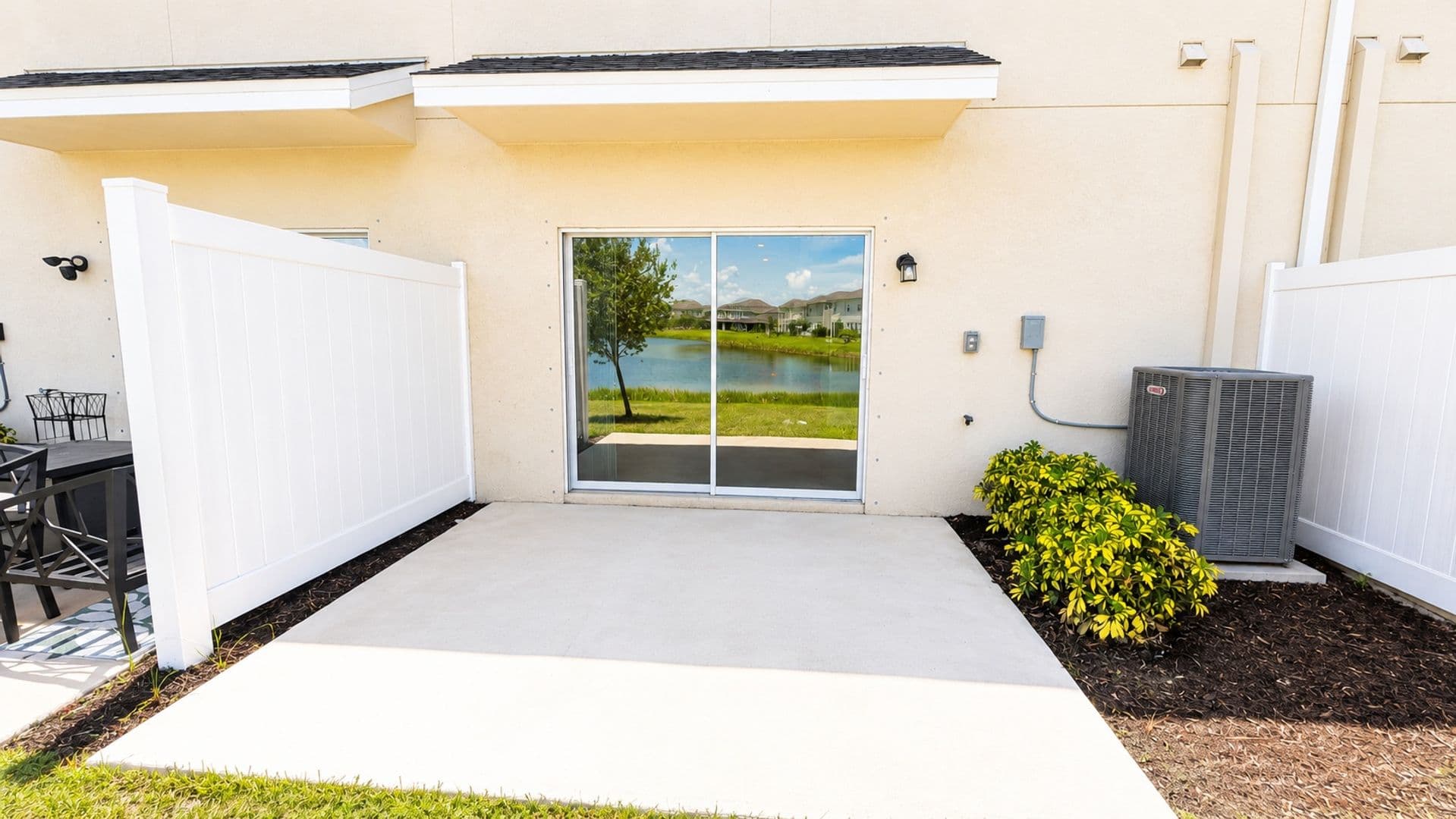 Nokomis House: 5686 Archipelago St.