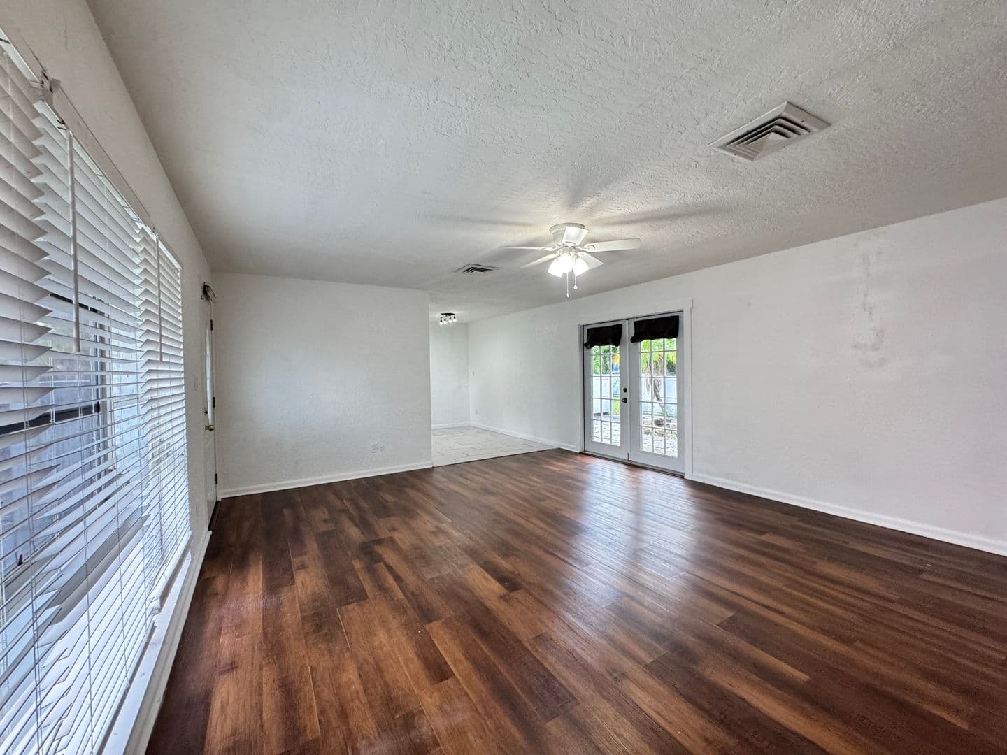 Sarasota House: 3439 McIntosh Rd.