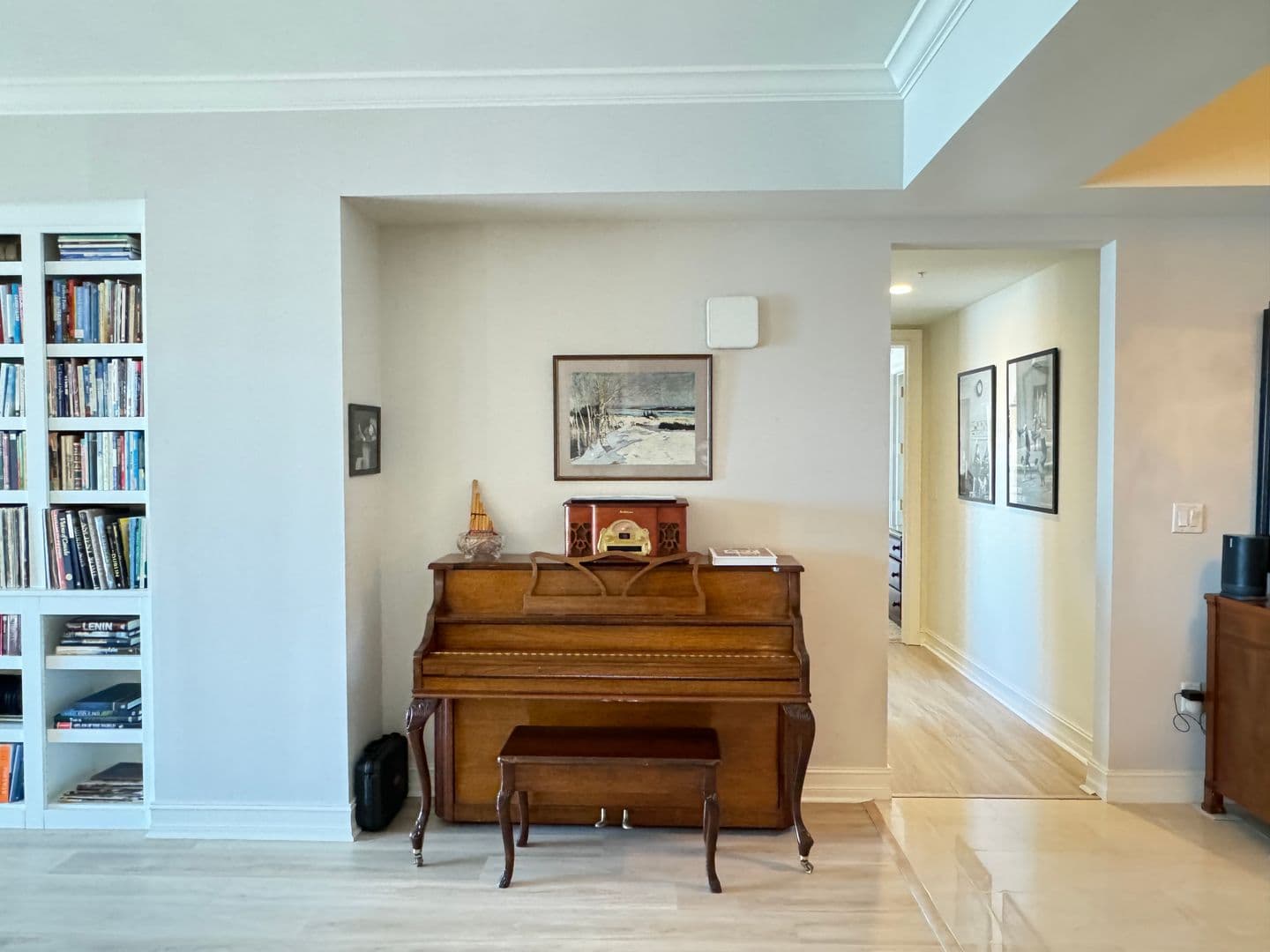 Sarasota House: 1111 Ritz Carlton Dr. #1404