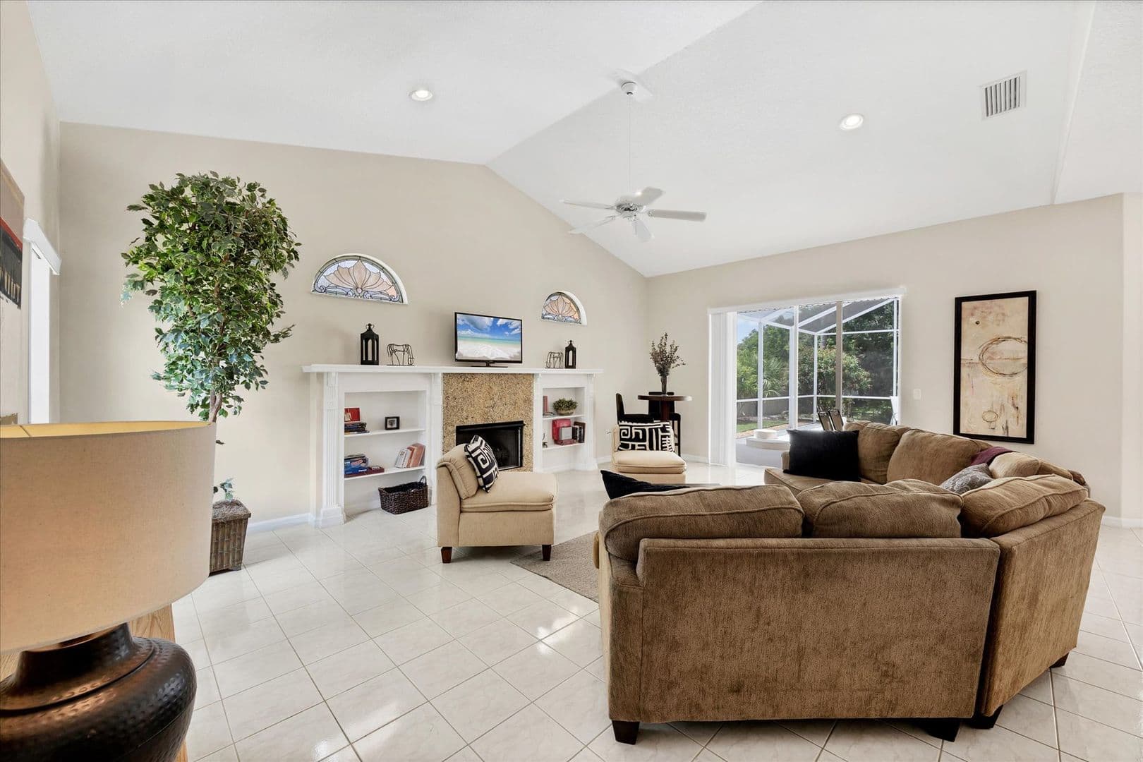 Sarasota House: 6392 Woodbirch Place