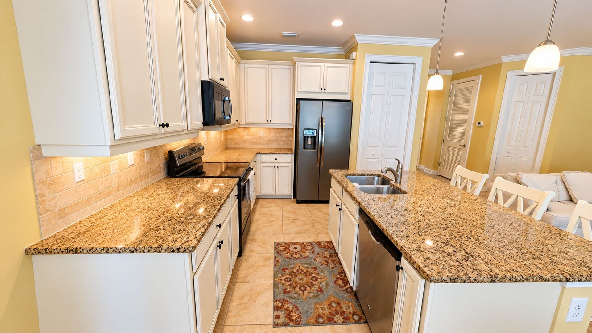 Venice House: 11455 Blackfin St.