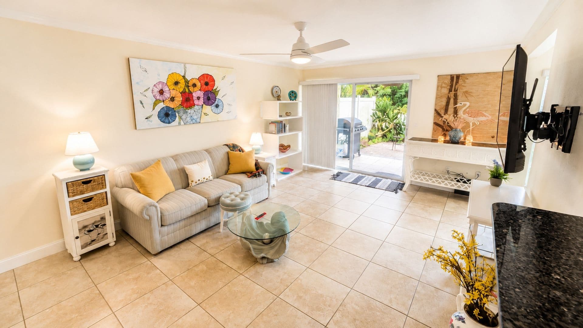 Sarasota House: 3413 Clark Rd. #114