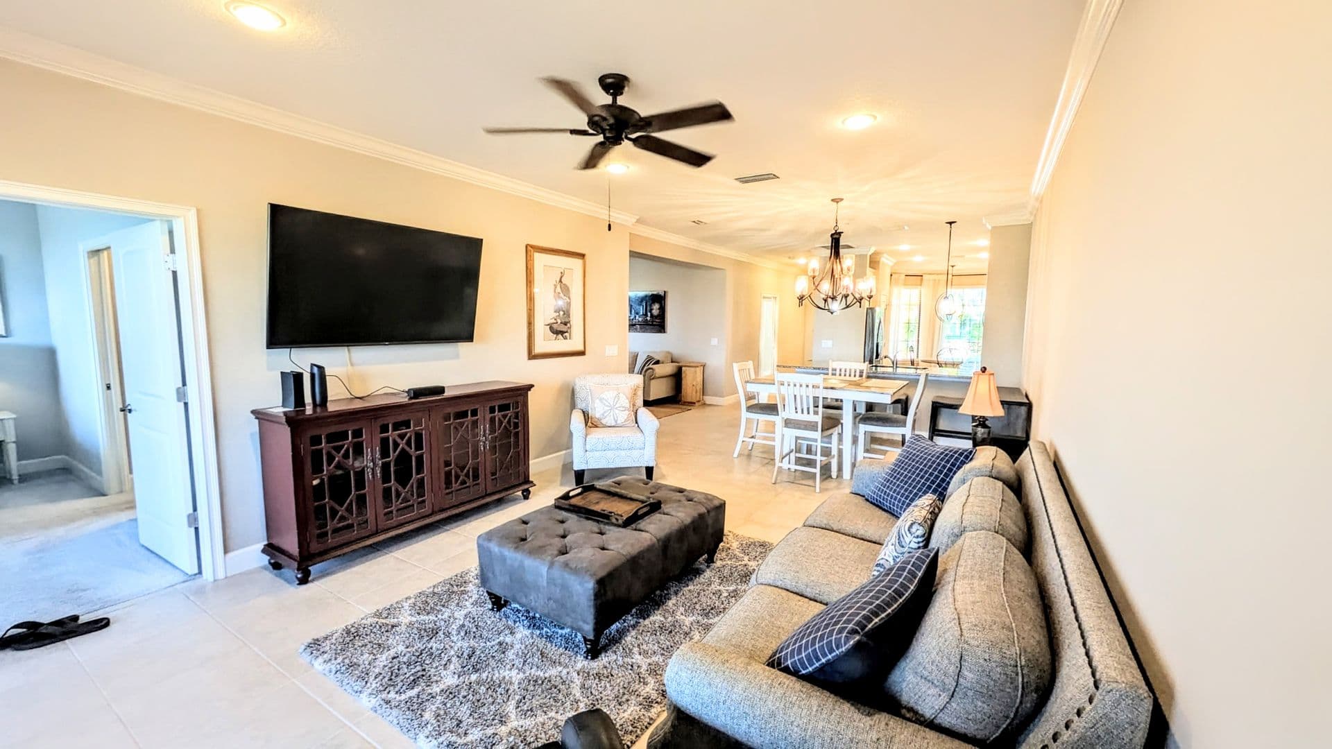 Bradenton House: 13605 Messina Loop #104