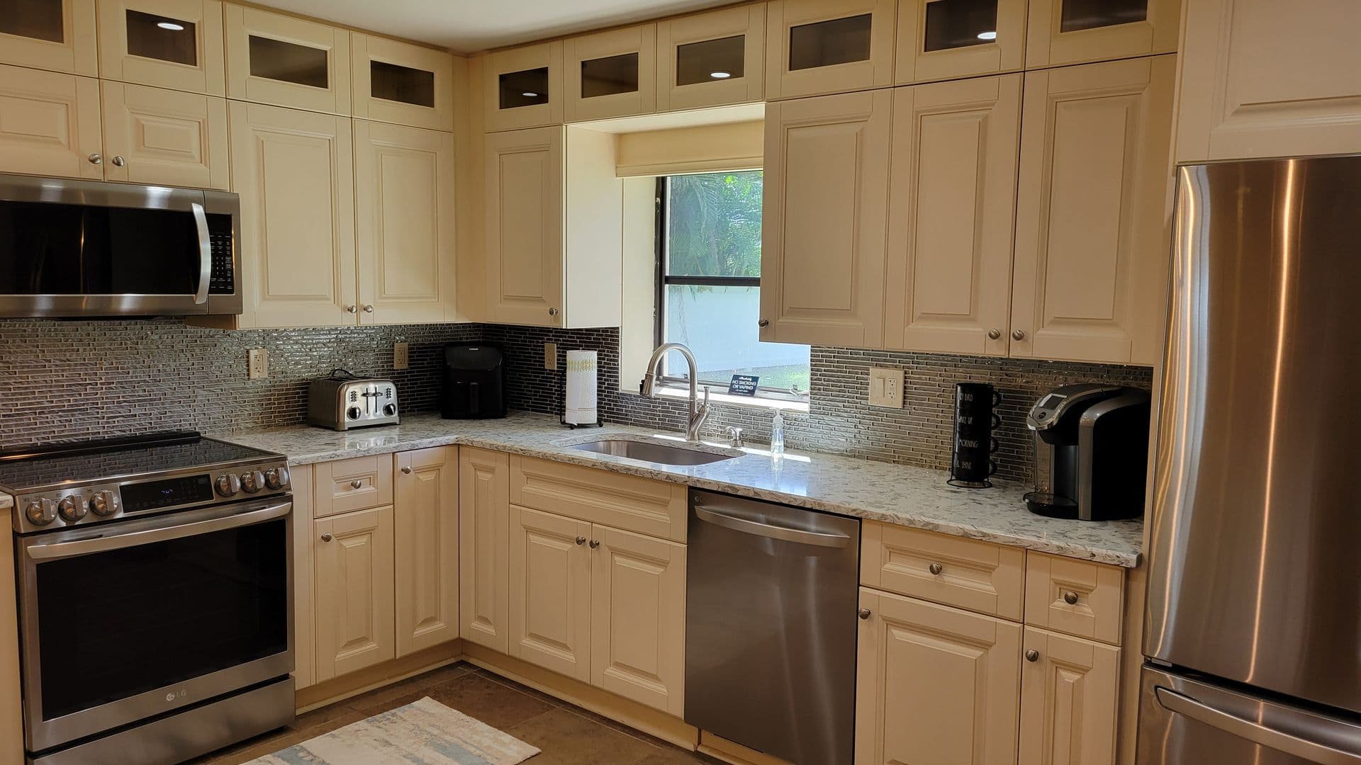 Sarasota House: 3932 Sunshine Ave.