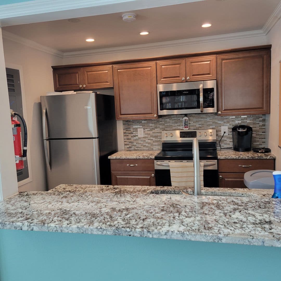 Sarasota House: 3275 Beneva Rd #104