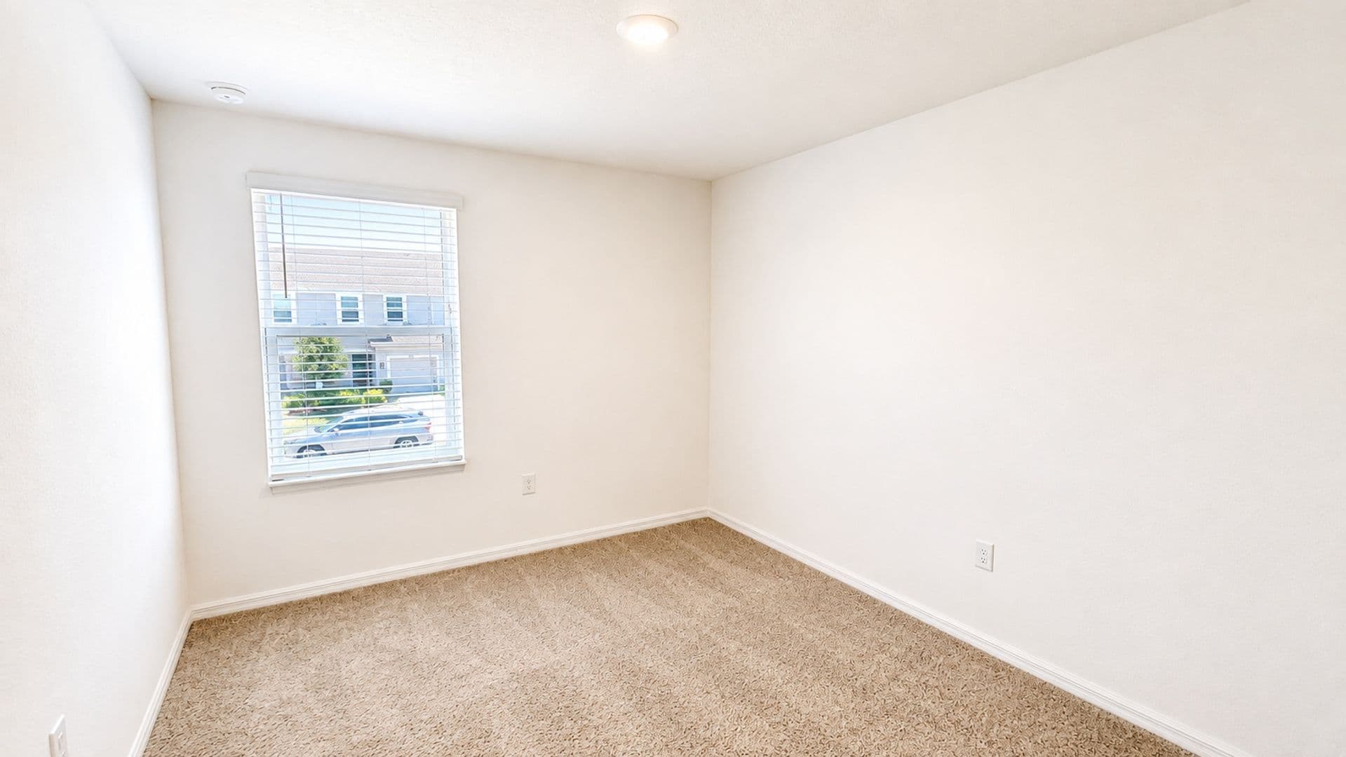 Nokomis House: 5686 Archipelago St.