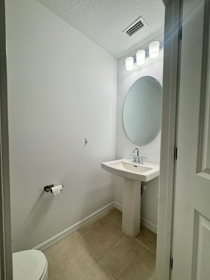 Sarasota House: 8528 Daybreak St.