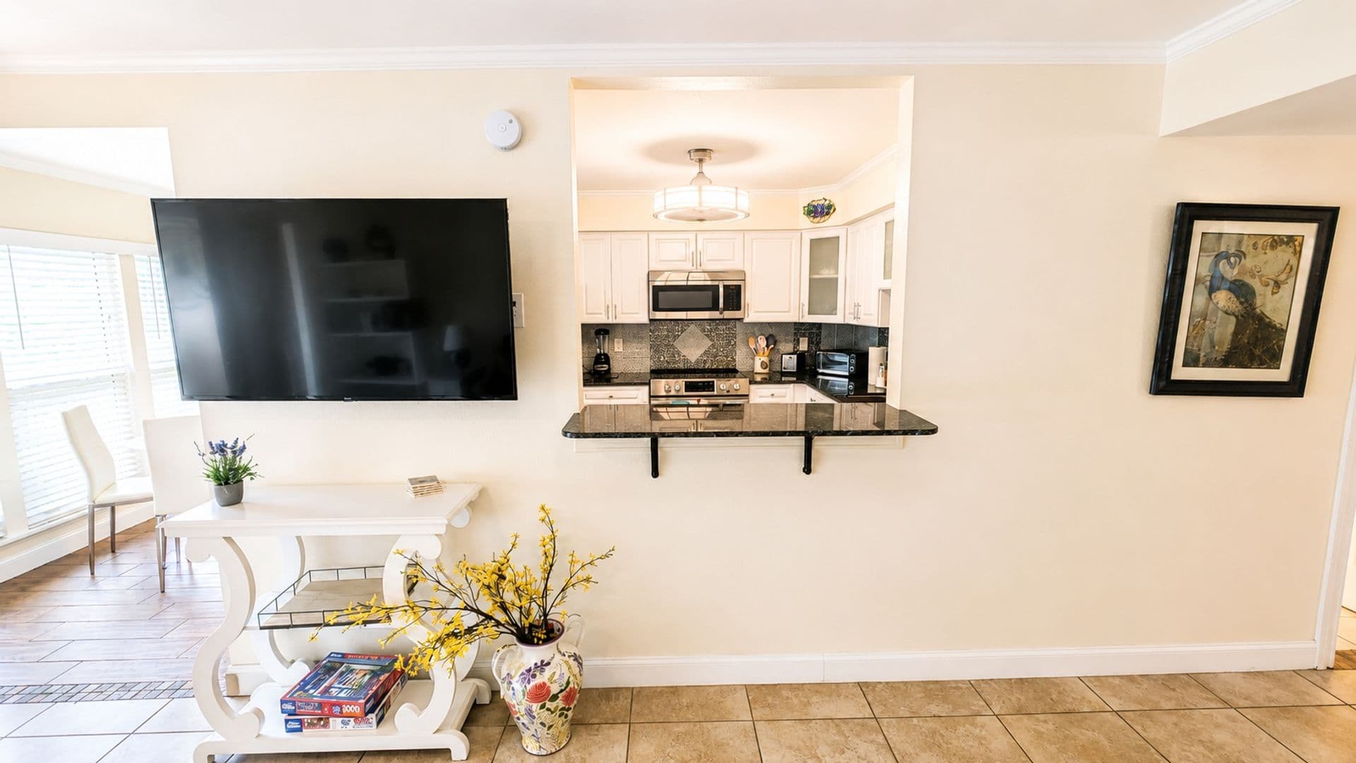 Sarasota House: 3413 Clark Rd. #114