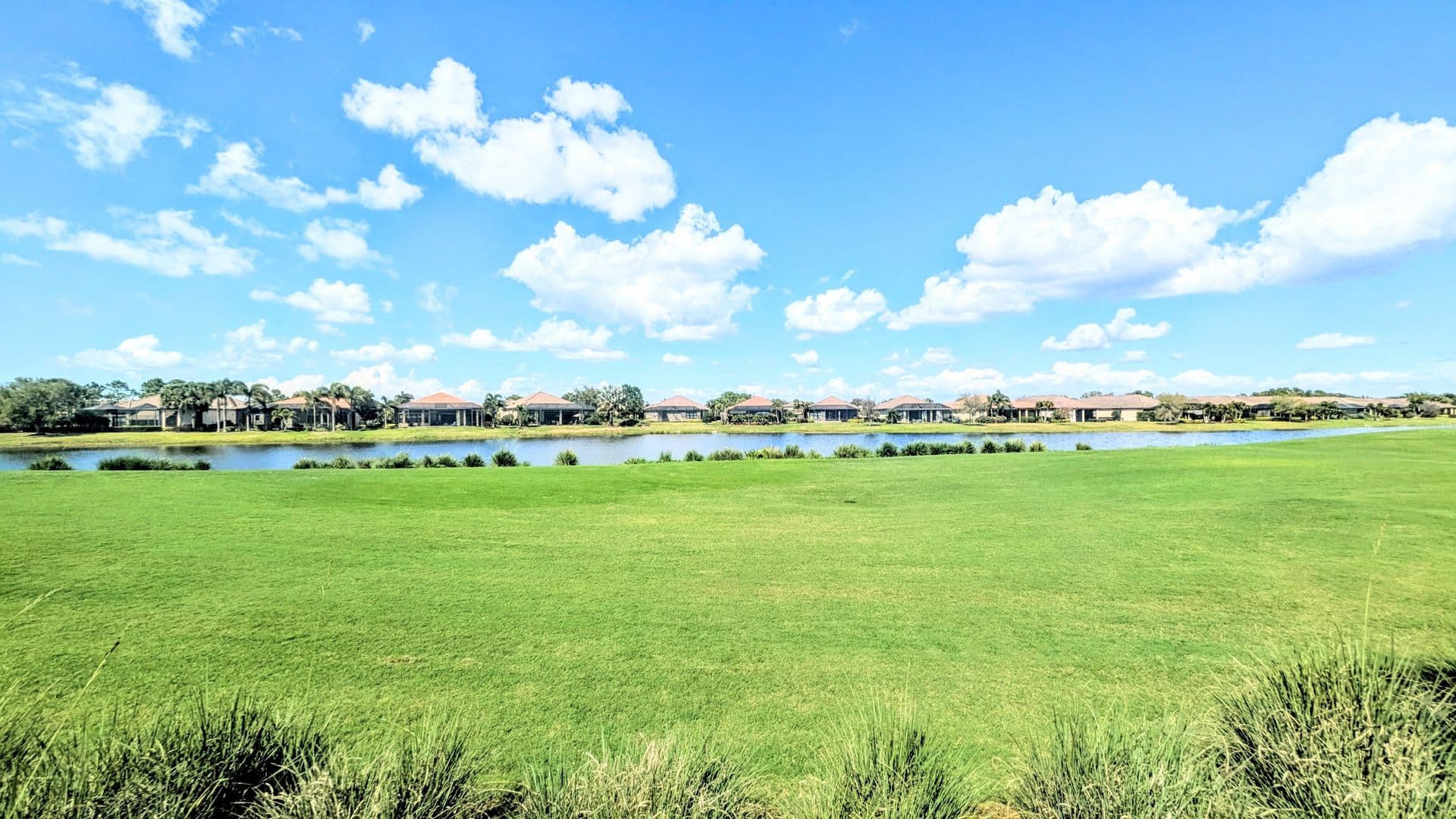 Bradenton House: 13605 Messina Loop #104