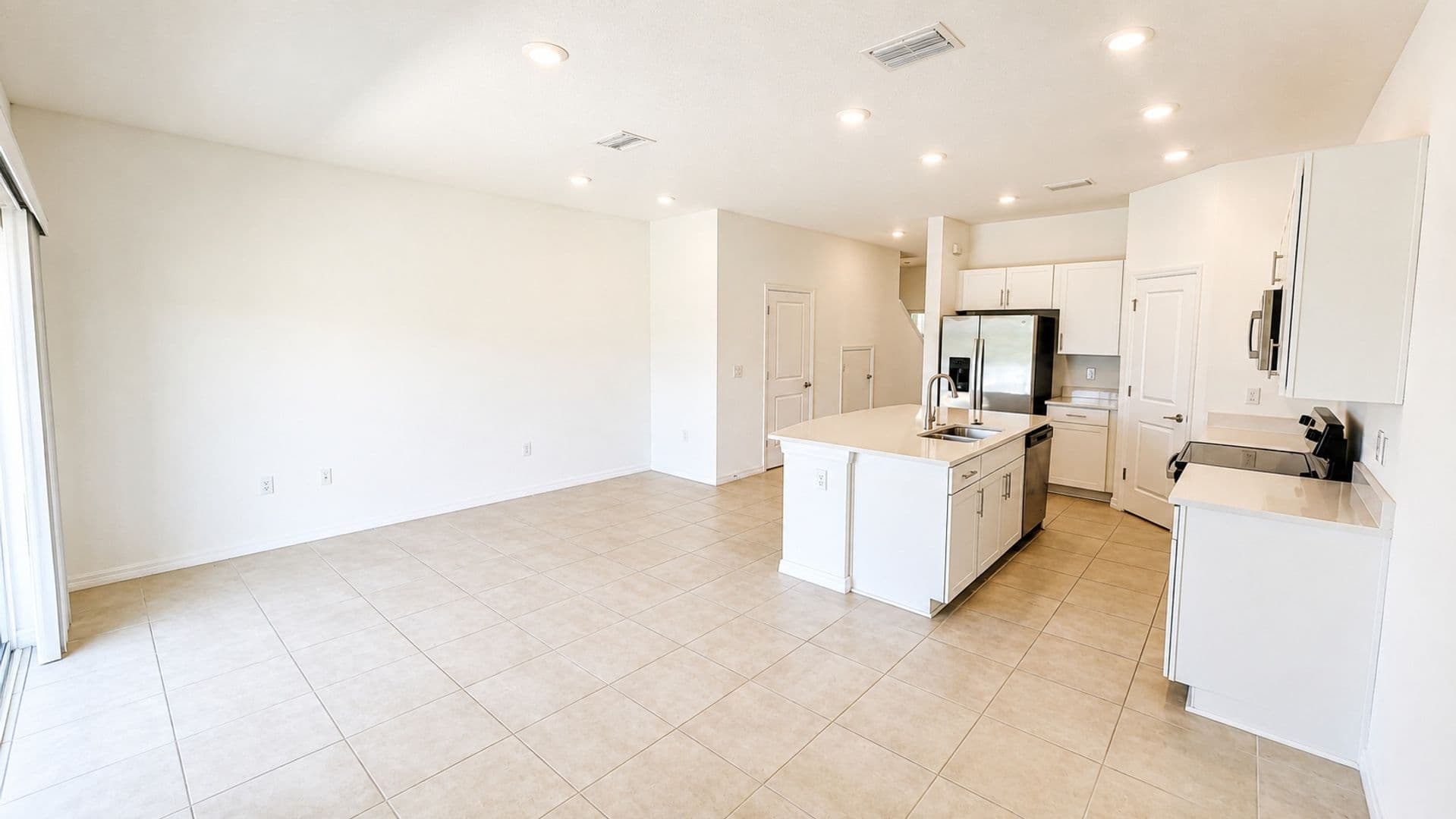 Nokomis House: 5686 Archipelago St.