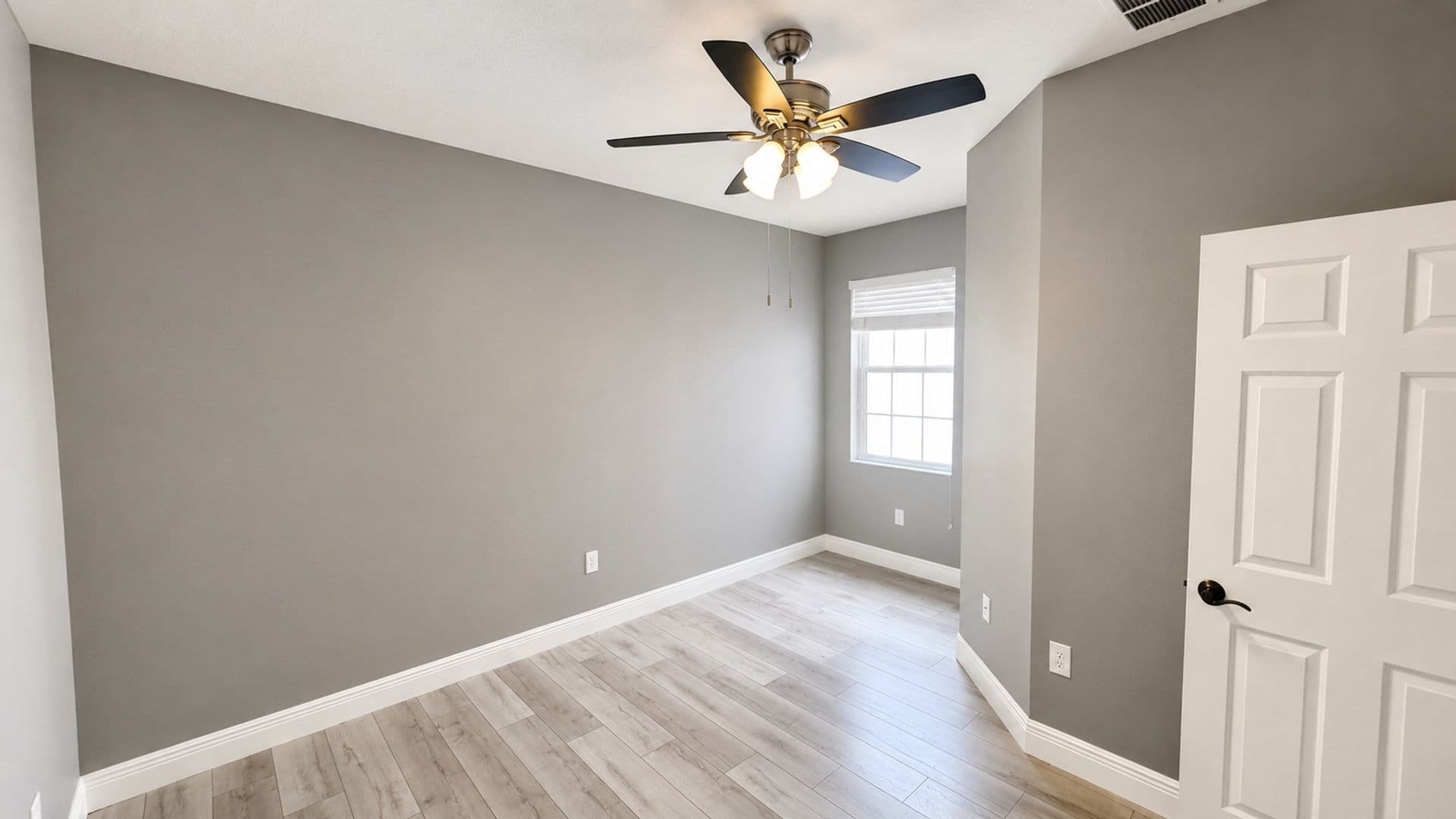 Sarasota House: 3696 Parkridge Cir #26-105