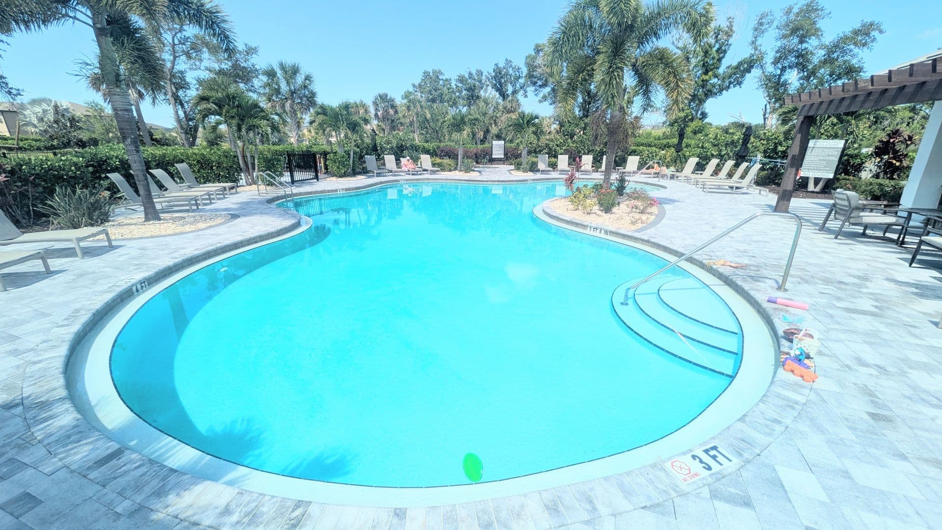 Nokomis House: 5686 Archipelago St.
