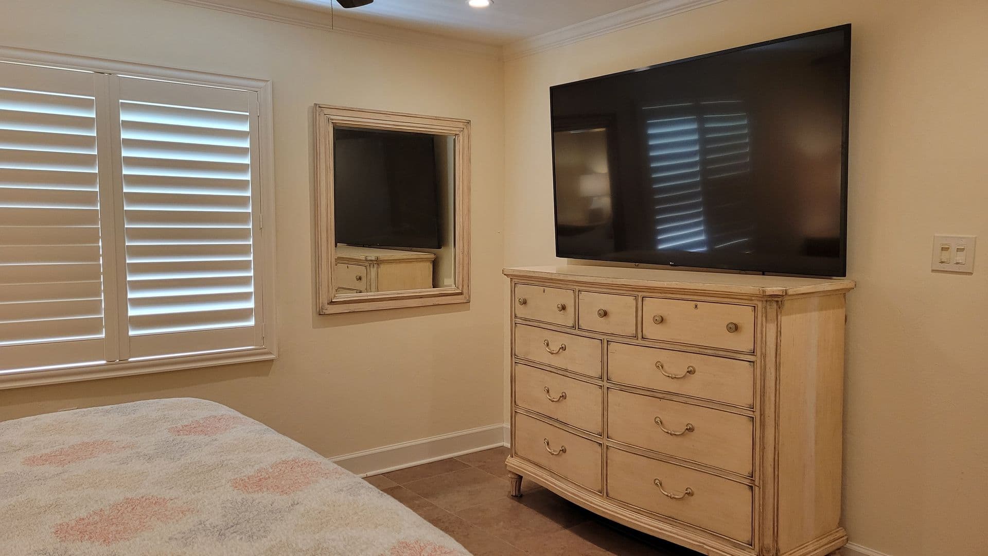 Sarasota House: 3932 Sunshine Ave.