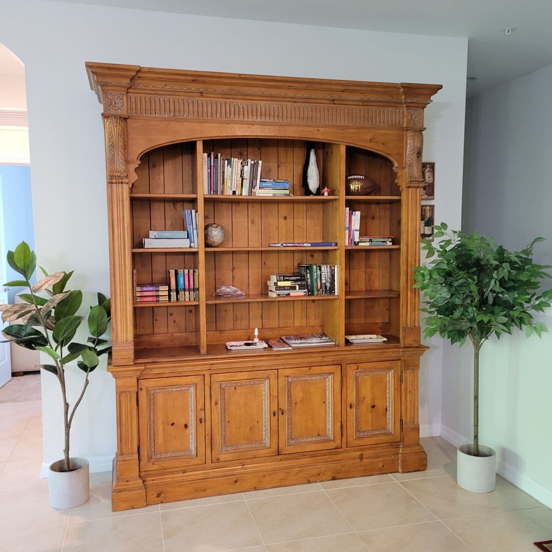 Osprey House: 152 Navigation Circle #107